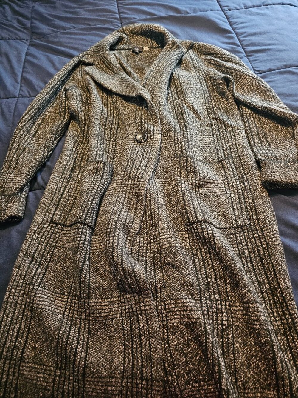 Grey plaid button front cardigan/coatigan, sz L, loose fit